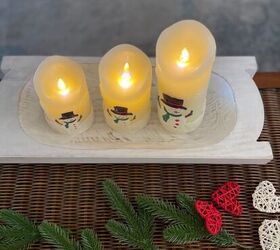 5 caprichosas formas de decorar un cuenco de masa para navidad, tr o de velas mu eco de nieve a pilas en un bol de masa blanco