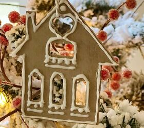 diy casa de pan de jengibre adornos de navidad de madera, Adornos navide os de madera