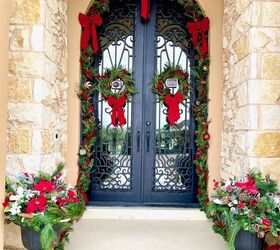 Cómo colgar guirnaldas y decorar una puerta de hierro para la Navidad