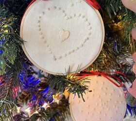 How to Make Easy Fabric Ornaments With Mini Embroidery Hoops