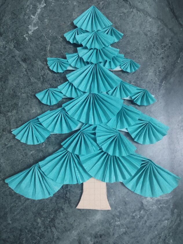 How to Make a Cute Paper Fan Christmas Tree Craft | Hometalk