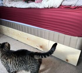 faldn de madera con almacenaje bajo la cama, Todo en su sitio Claramente he impresionado al gato