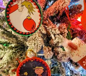 adornos de navidad reciclados de tapas de toallitas lysol papel de regalo y tarjeta, Feliz Navidad y pr spero A o Nuevo