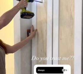 diy mudroom armarios, taladrando las puertas de los armarios con una broca de pala