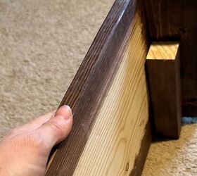 faldn de madera con almacenaje bajo la cama, Colocando 2 2 en las esquinas interiores
