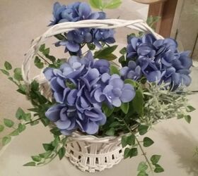 manera rpida y fcil de disear un arreglo de seda en una cesta, hortensia azul en una cesta