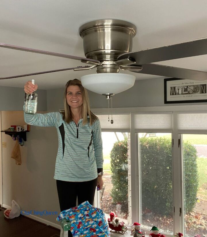 easy stress free way to clean your ceiling fan