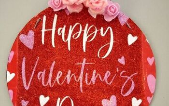 Corona colgante de madera con bolsa de regalo fácil de Dollar Tree para San Valentín