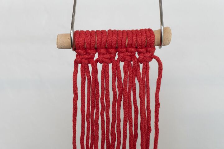 mini macrame wall hanging tutorial, B