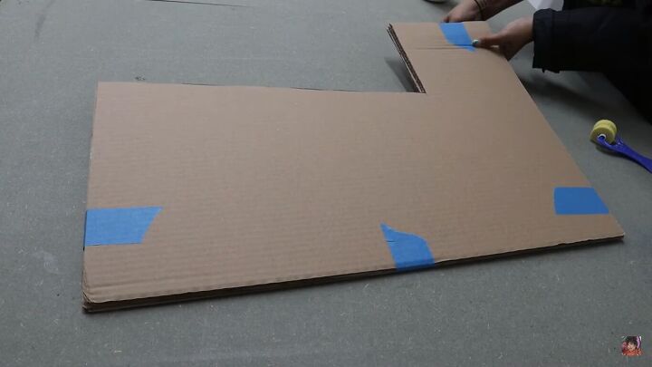 how to make a cardboard chair that holds weight looks chic, Taping the edges