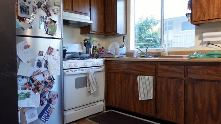 how to do a 70s old kitchen cabinets makeover on a budget, Kitchen before the makeover