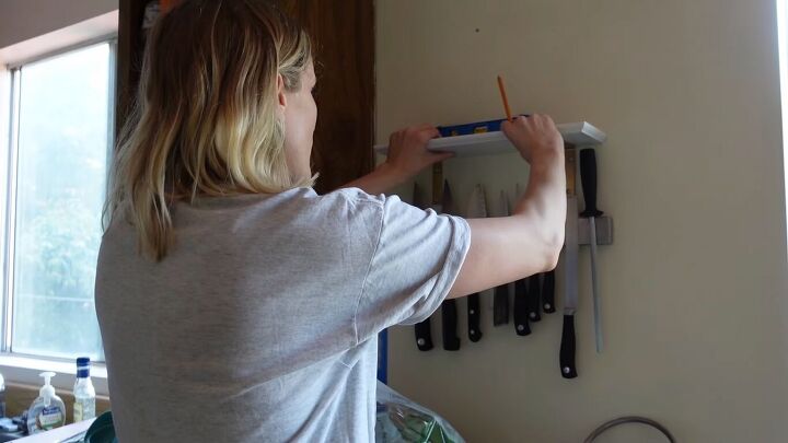 how to do a 70s old kitchen cabinets makeover on a budget, Adding a shelf