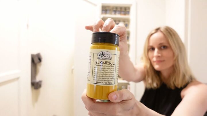 How to Naturally Color Fabric With Beet, Hibiscus & Turmeric Dyes ...