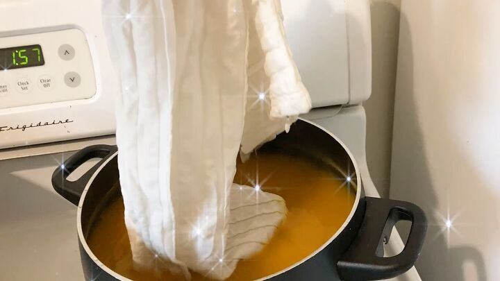 how to naturally color fabric with beet hibiscus turmeric dyes, Using turmeric to dye fabric