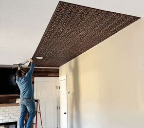 diy cmo instalar azulejos de techo, Comenzando otra fila de azulejos del techo aqu