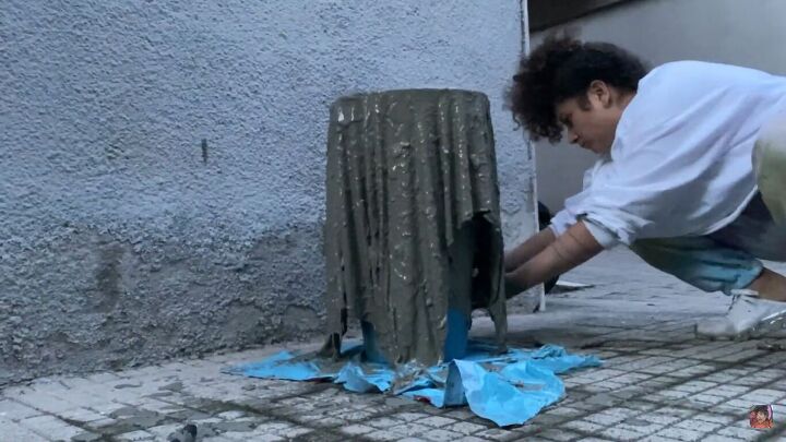 how to make a concrete side table with a cool optical illusion, Making the concrete side table