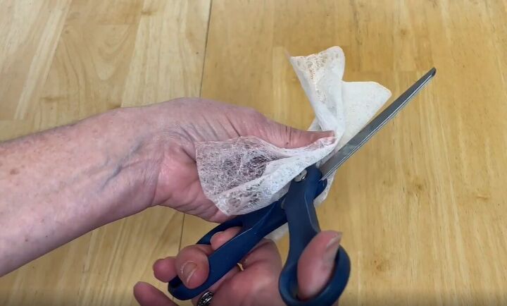 6 dryer sheet hacks the secret to effortless cleaning, Sharpening scissors with a dryer sheet