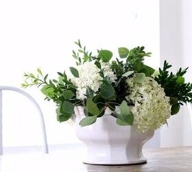 sencillo arreglo floral de primavera en 3 pasos, Centro de mesa bajo con hortensias