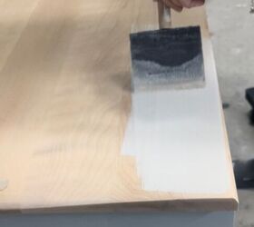 tutorial de madera gris en unos sencillos pasos, Aplicar la pintura blanca
