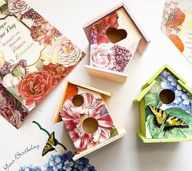 Birdhouse decorativo con tarjetas de felicitación recicladas