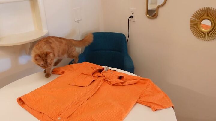 how to easily make diy throw pillows out of thrift store finds, Prepping the shirts for the DIY