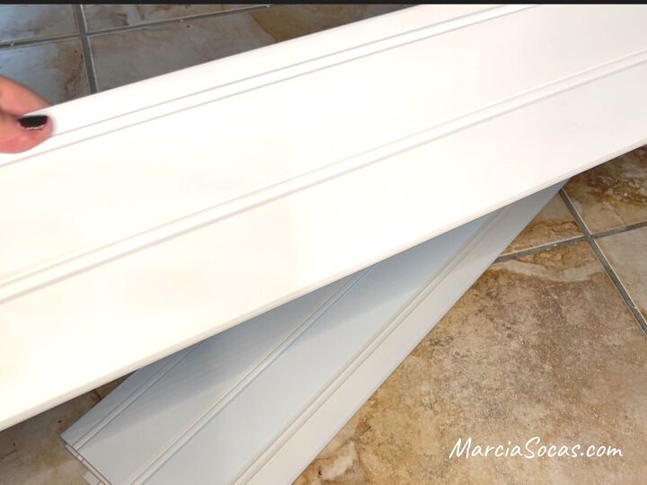 how to create a separate dining area with a beadboard accent wall, Reversible beadboard