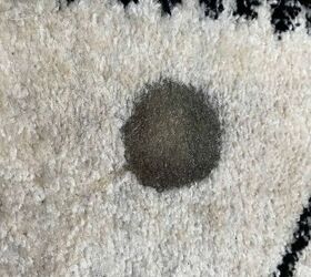 Cómo quitar el aceite de la alfombra