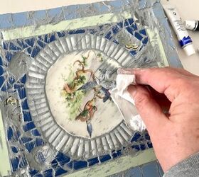 crea mosaicos con tu vajilla vieja, Limpiar el exceso