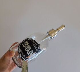 dale un toque moderno a una botella de vidrio