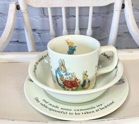 adorable diy trona de madera antigua makeover, Juego infantil Vintage Wedgewood Beatrix Potter