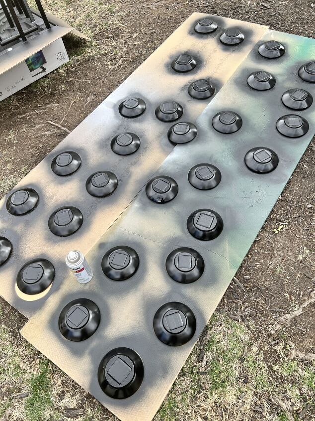 the best way to restore outdoor solar pathway lights, Spray painting the caps