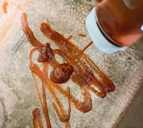 She took too long to clean up some spilled ketchup and accidentally discovered this hack