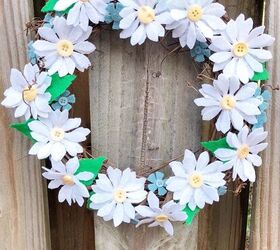 crea una corona de margaritas en 30 minutos, Guirnalda de margaritas para el D a de la Madre Creatively Beth creativelybeth daisy wreath mothersdaycraft kidscraft feltcraft feltflowers