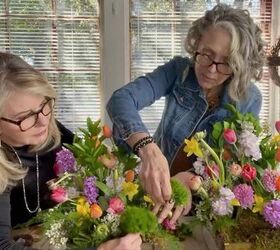 flores de pascua convertidas en un precioso cenador, Se oras creando un arreglo