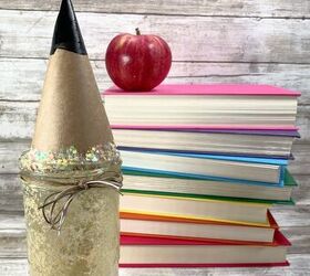 decoracin de lpices en mason jar con purpurina, Glitter Jar Pencil Teacher Gift Idea glitterit jarcraft teachergift diy glitter beacon beaconcreates