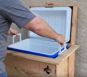 Cedar sales cooler box