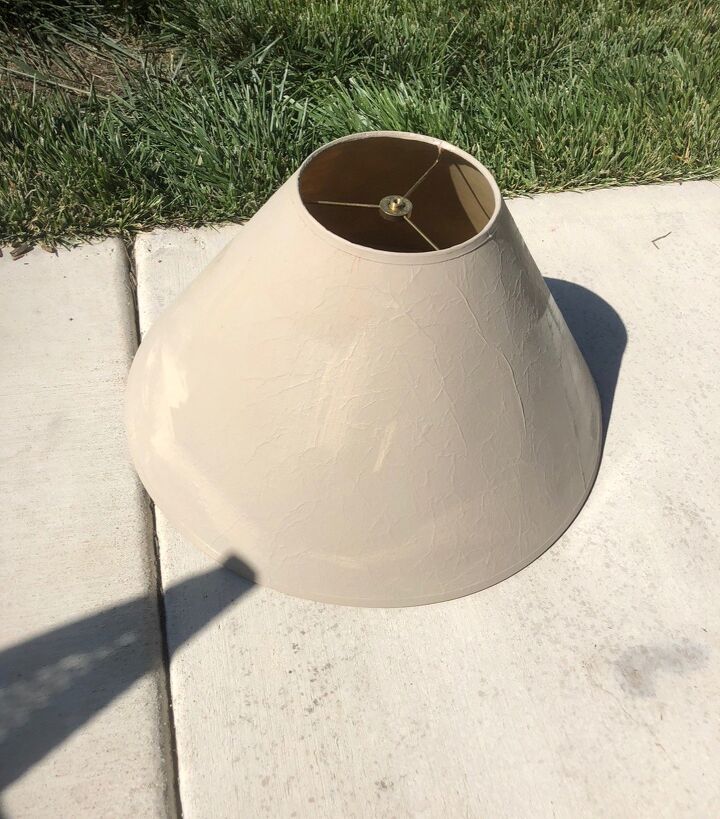textured lamp