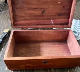 cmo hacer una caja de bricolaje con servilleta decoupage, Caja de madera de cedro