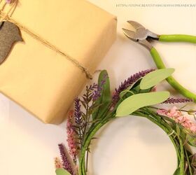 4 fciles ideas florales para envolver regalos