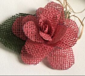 cmo hacer una rosa de arpillera fcil tutorial, Aprende a hacer una rosa de arpillera s per f cil en pocos minutos Divertidas flores de tela f ciles de hacer