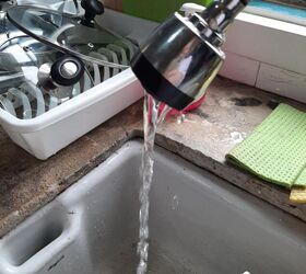 ¿Por qué sale poca presión del agua del grifo de la cocina?