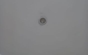 How to change a recessed light bulb?
