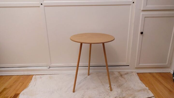 side table makeover, Basic side table before the makeover