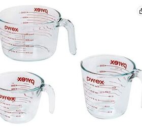 Large Pyrex measuring cup