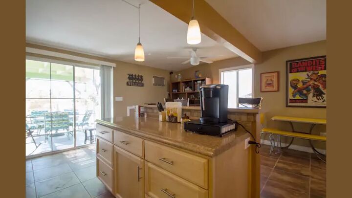 Kitchen before the makeover