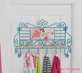 fcil diy pared perchero makeover, DIY pintado con spray y decoupage perchero de pared cambio de imagen 2