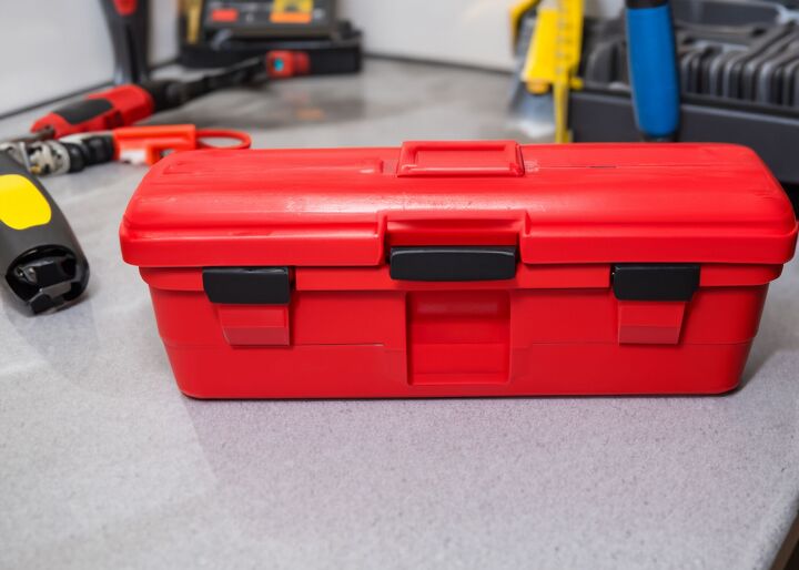 how to organize a toolbox