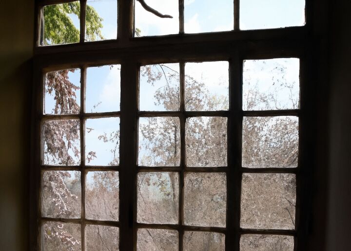 How to Clean Cloudy Glass Windows When Nothing Else Works