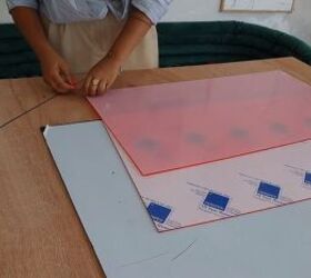 diy plexiglass table, Removing the stickers from the plexiglass