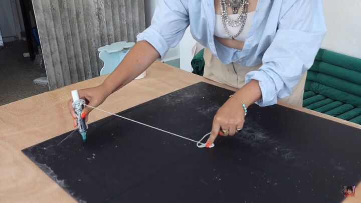 diy plexiglass table, Drawing a circle for the tabletop